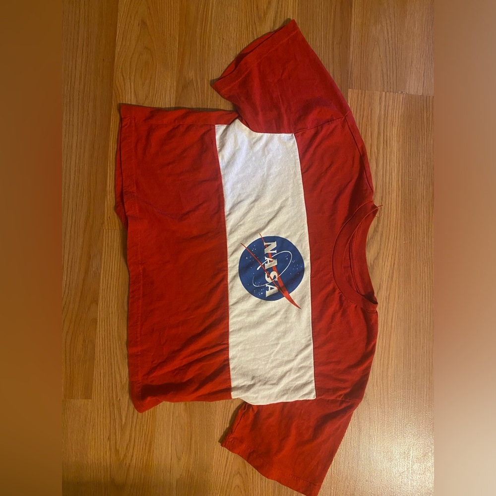 No Label “NASA” T shirt